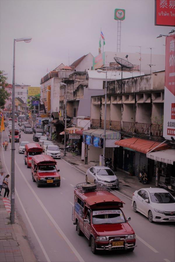 Sook Hostel (Adults Only) Chiang Mai Exterior photo